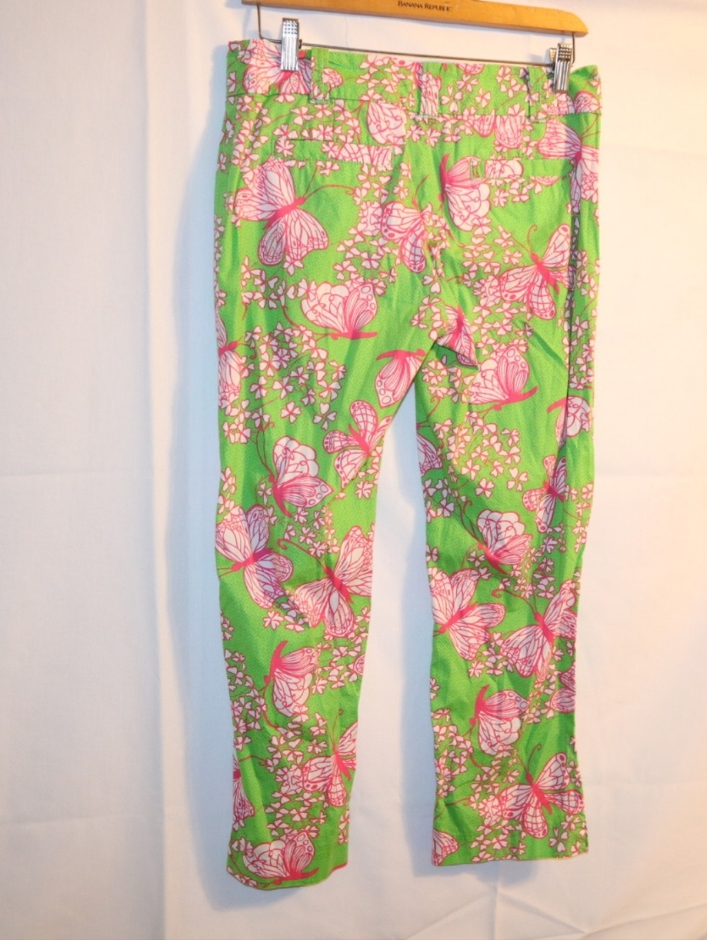Lilly Pulitzer "Dream Weaver" print or butterfly print cropped pants . Size 4 - Picture 6 of 11